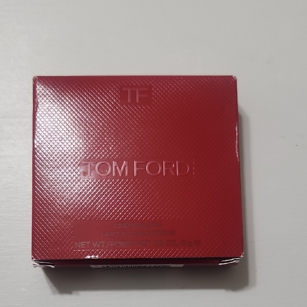 TOM FORD First Blush Creme Blush - Picture 2 of 5